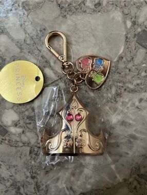 ✨️👸Disney Princess Aurora Crown Pocketbac/ Keychain/ BBW / NWT